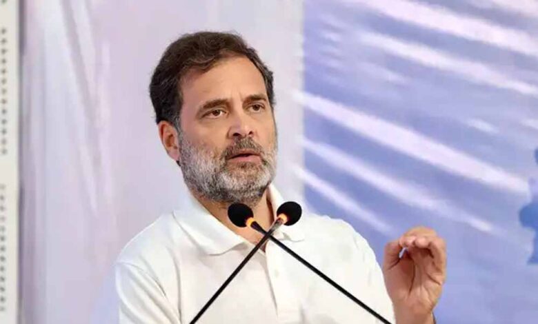 INDIA गठबंधन में खिंचाव: राहुल की RSS तुलना पर भड़की लेफ्ट पार्टी