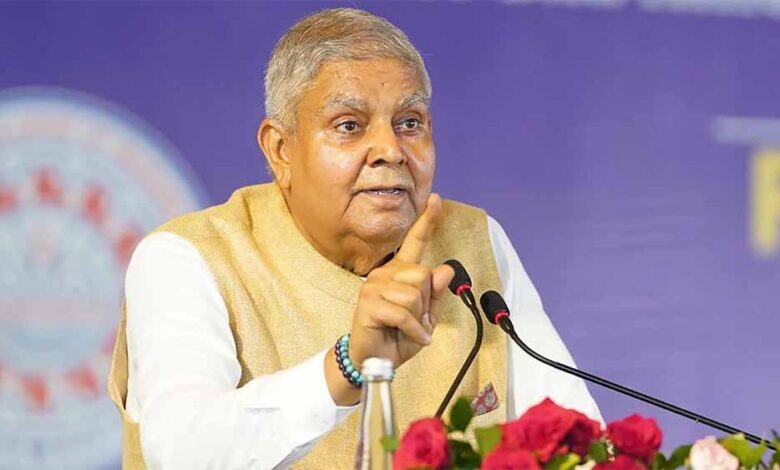 पाक-से-सीजफायर-पर-ट्रंप-के-दावे-को-धनखड़-ने-नकारा:-कहा–-दुनिया-की-कोई-ताकत-भारत-को-नहीं-झुका-सकती