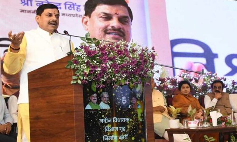 नवीन-विधायक-विश्राम-गृह-का-नवनिर्माण-आधुनिक-प्रक्रियाओं-के-साथ-भविष्य-की-ओर-अग्रसर-होने-के-भाव-को-दर्शाता-है-:-मुख्यमंत्री-डॉ.-यादव