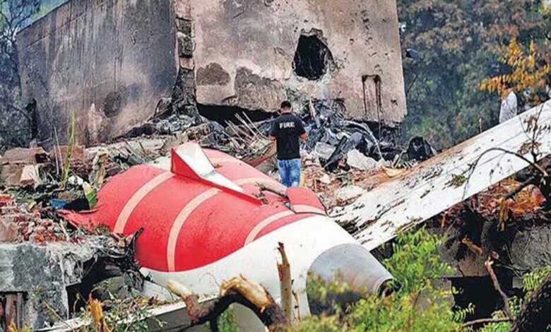 अहमदाबाद-प्लेन-क्रैश:-1-सेकंड-में-फ्यूल-स्विच-बंद-कैसे?-इन-5-सवालों-से-अमेरिका-पर-उठे-सवाल