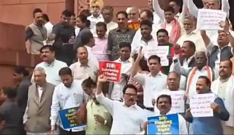 बिहार-वोटर-लिस्ट-विवाद-से-संसद-में-हंगामा,-लोकसभा-राज्यसभा-की-कार्यवाही-ठप