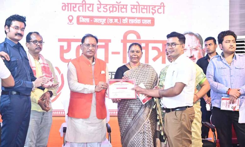 हमारी-सरकार-बेहतर-स्वास्थ्य-सेवा-देने-के-लिए-संकल्पित-है-:-मुख्यमंत्री-विष्णु-देव-साय