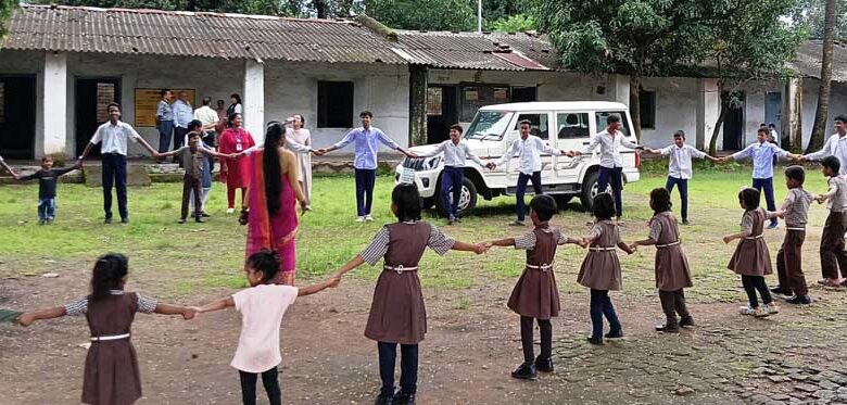 बेटी-बचाओ,-बेटी-पढ़ाओ’-के-अंतिम-कार्यक्रम-में-बालिकाओं-को-मिला-डिजिटल-सुरक्षा-का-सशक्त-कवच
