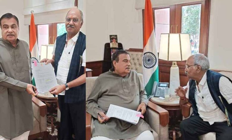 केंद्रीय-मंत्री-गडकरी-से-मिले-mp-बृजमोहन-अग्रवाल,-कुम्हारी-टोल-बंद-कराने-की-उठाई-मांग