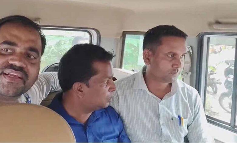 acb-की-बड़ी-कार्रवाई:-20-हजार-की-रिश्वत-लेते-पटवारी-रंगे-हाथों-गिरफ्तार