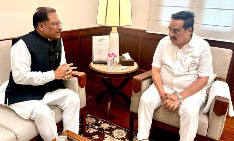 मुख्यमंत्री-विष्णुदेव-साय-ने-जलशक्ति-मंत्री-से-की-मुलाकात,-बोधघाट-परियोजना-को-लेकर-हुई-अहम-चर्चा