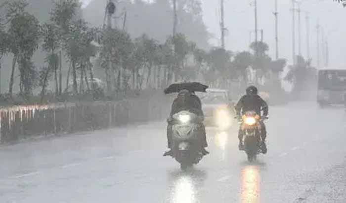 उत्तर छत्तीसगढ़ में भारी बारिश का अलर्ट, आकाशीय बिजली गिरने की भी आशंका