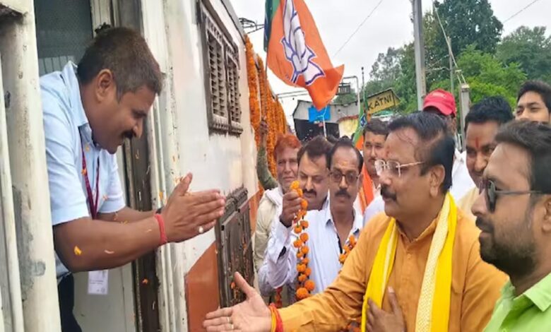 रीवा-पुणे-एक्सप्रेस-को-मिली-हरी-झंडी:-जानें-रूट,-स्टॉपेज-और-टाइमिंग