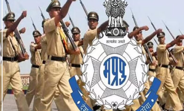 ऑफिसों-में-जमे-पुलिसकर्मी-अब-जाएंगे-थानों-में,-अधिकारियों-को-स्टाफ-समीक्षा-के-आदेश