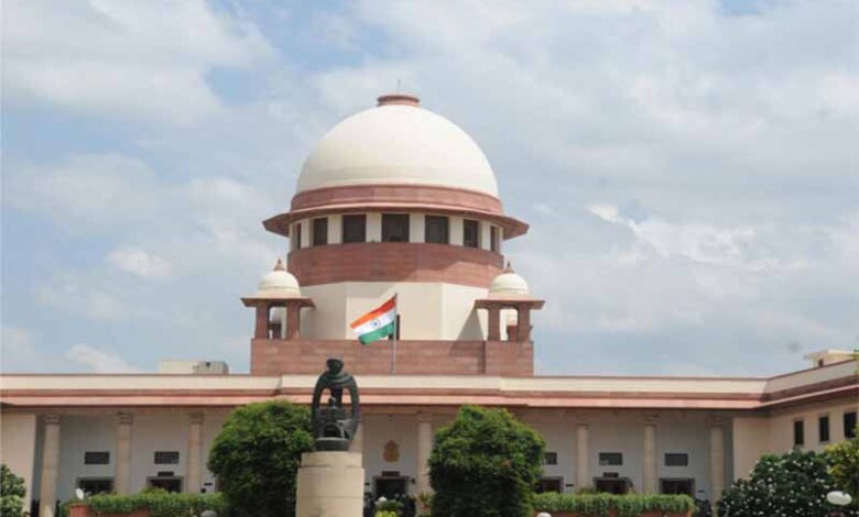 सुप्रीम कोर्ट का बड़ा फैसला: सेना के जेएजी पदों पर लैंगिक आरक्षण खत्म, अब होगी संयुक्त मेरिट से भर्ती