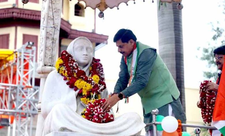 मुख्यमंत्री-डॉ.-यादव-ने-लोकमाता-देवी-अहिल्याबाई-होल्कर-को-दी-श्रद्धांजलि