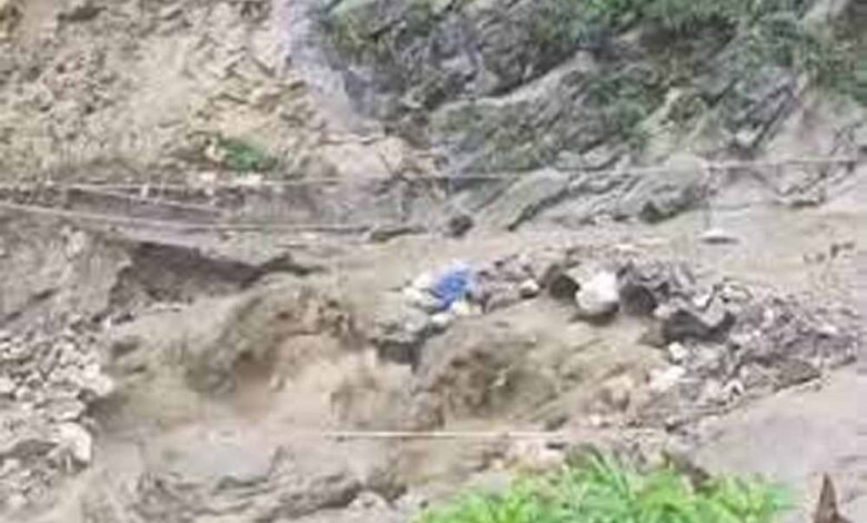 किश्तवाड़-में-बादल-फटा,-तबाही-मची:-10-की-मौत-की-आशंका,-रेस्क्यू-ऑपरेशन-जारी