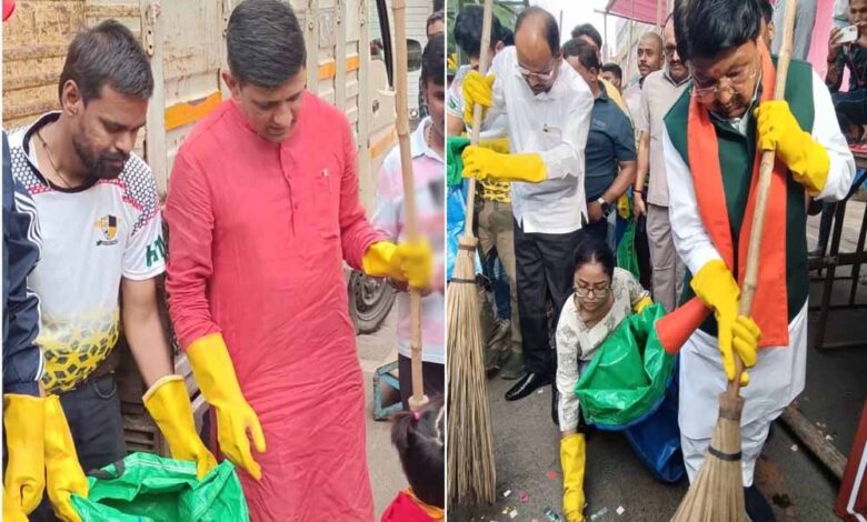 इंदौर-नगर-निगम-के-8-हजार-सफाई-मित्र-अवकाश-पर,-नेता-और-जनता-खुद-उतरे-सफाई-करने