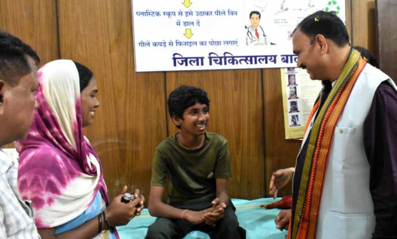 रायपुर-:-स्वास्थ्य-मंत्री-श्याम-बिहारी-जायसवाल-ने-जिला-चिकित्सालय-बालोद-का-निरीक्षण-कर-व्यवस्थाओं-का-लिया-जायजा