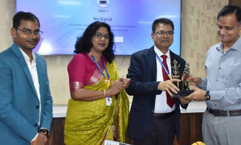 रायपुर-:-एम्स-रायपुर-और-बिलासपुर-सुपर-स्पेशियलिटी-अस्पताल-के-बीच-एमओयू,-मरीजों-को-मिलेगा-उच्चस्तरीय-स्वास्थ्य-लाभ