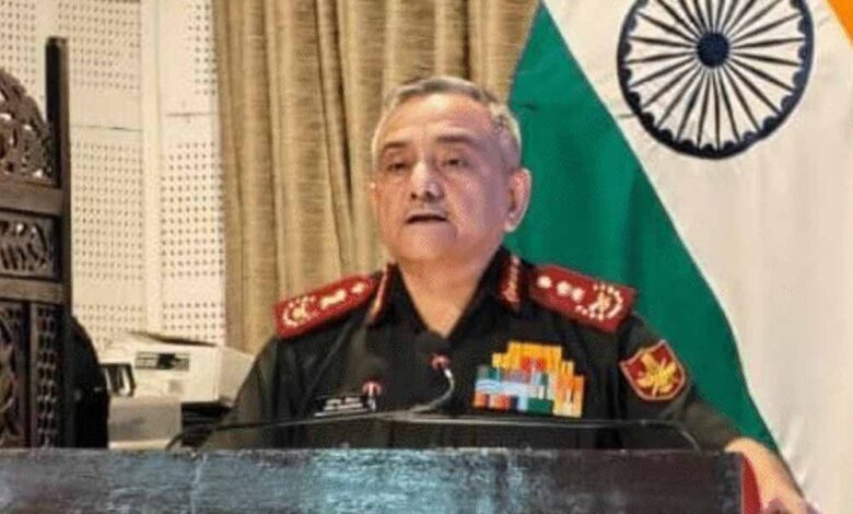सीडीएस बोले: ऑपरेशन सिंदूर जारी, शांति के पक्षधर पर युद्ध के लिए भी तैयार तीनों सेना प्रमुख