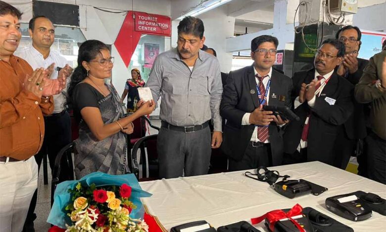 रायपुर-रेलवे-स्टेशन-हुआ-हाई-टेक:-अब-tte-देंगे-टिकट,-लंबी-लाइनों-से-मिलेगी-राहत