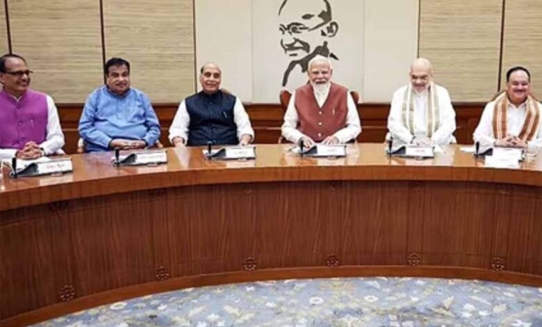 कैबिनेट-का-बड़ा-फैसला:-पीएम-स्वनिधि-योजना-अब-2030-तक-जारी,-होगा-पुनर्गठन