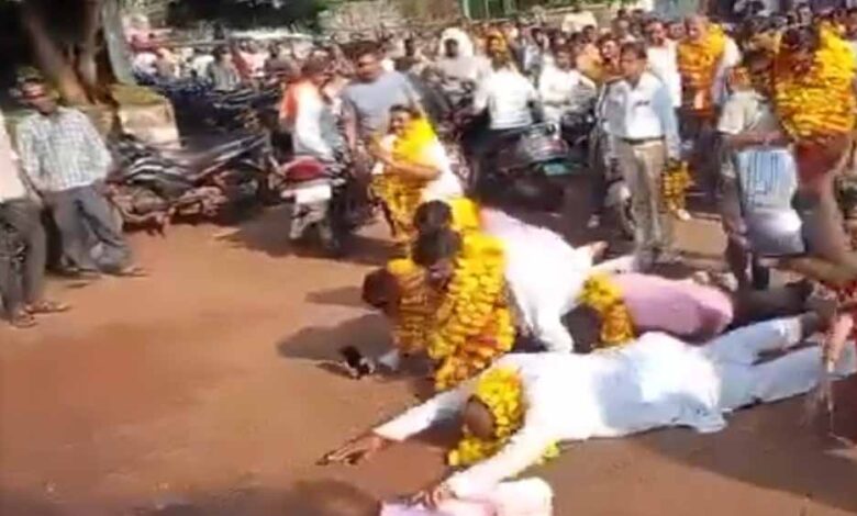 शिवपुरी-में-राजनीति-का-भूचाल:-18-पार्षदों-ने-एक-साथ-दिया-इस्तीफा,-मचा-हड़कंप