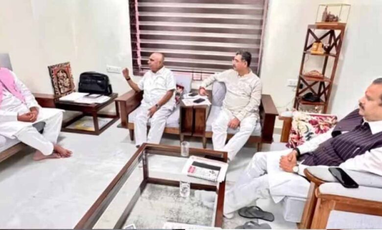 भिंड कलेक्टर से अभद्रता पर BJP विधायक कुशवाह को भोपाल तलब, मिली सख्त चेतावनी