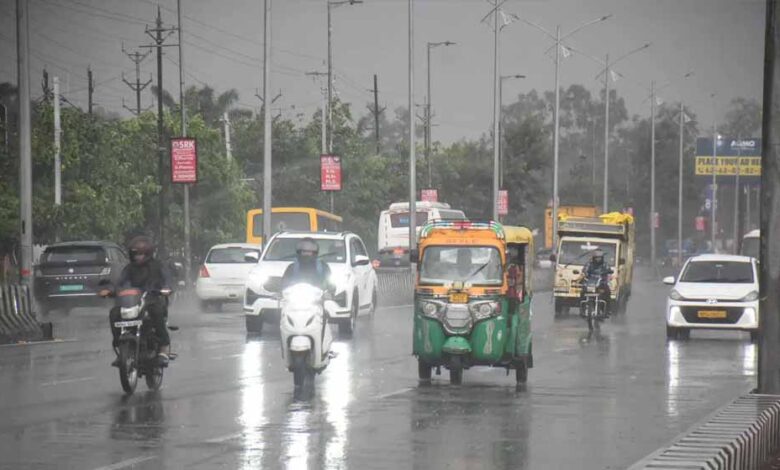 mp-के-17-जिलों-में-भारी-बारिश,-भोपाल-में-सुबह-से-हो-रही-तेज़-बरसात