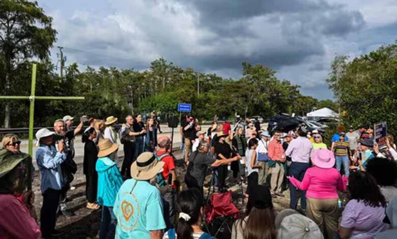 ट्रंप-पॉलिसी-से-लगेगा-एक-और-झटका,-अमेरिका-की-पहली-बार-घट-जाएगी-आबादी