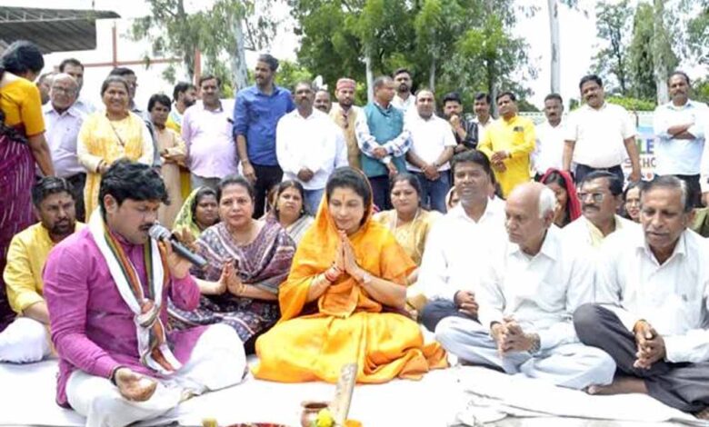 राज्यमंत्री-कृष्णा-गौर-ने-13-करोड़-से-अधिक-लागत-के-निर्माण-कार्यों-का-किया-भूमिपूजन