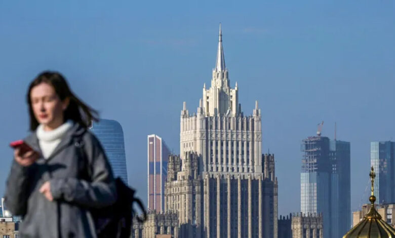 यूक्रेन-ड्रोन-हमलों-के-बीच-रूस-ने-निकाला-समाधान,-मोबाइल-ऐप-बिना-इंटरनेट-भी-चलेंगे