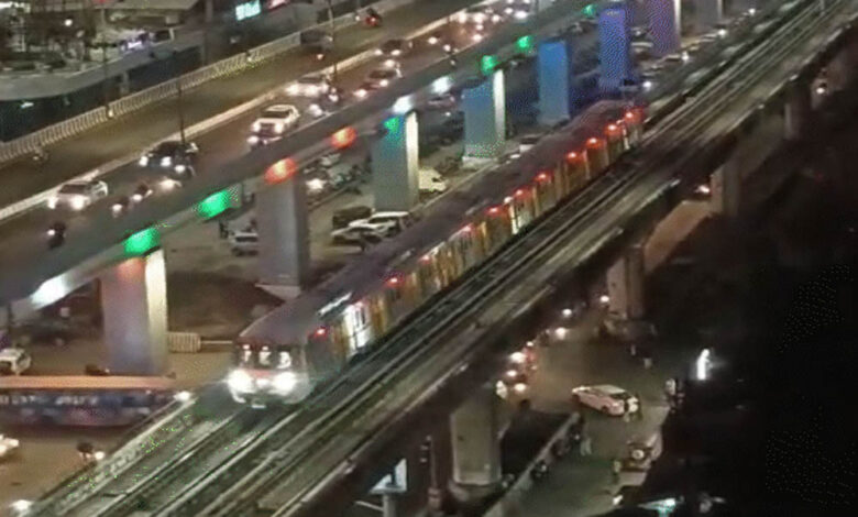 भोपाल-में-मेट्रो-तो-आई,-अब-चालान-भी-भारी,-थूकने-पर-200-रुपए-का-फाइन