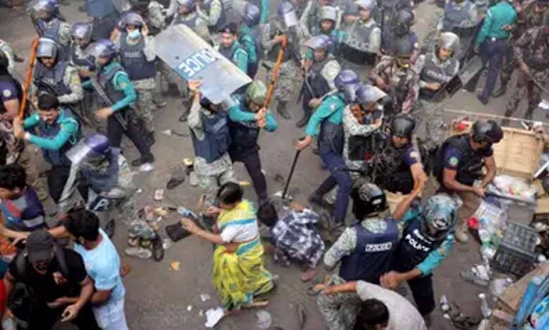 ये-देश-राम-कृष्ण-का-है,-हिंदू-हत्या-बंद-करो-के-नारे;-दिल्ली-में-बांग्लादेश-हाई-कमीशन-के-बाहर-जोरदार-प्रदर्शन