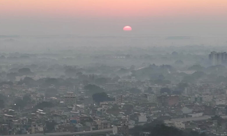 mp-में-कड़ाके-की-ठंड,-पचमढ़ी-में-पारा-4.2°c-पर,-25-शहरों-में-तापमान-10°c-से-नीचे;-कई-जिलों-में-घना-कोहरा