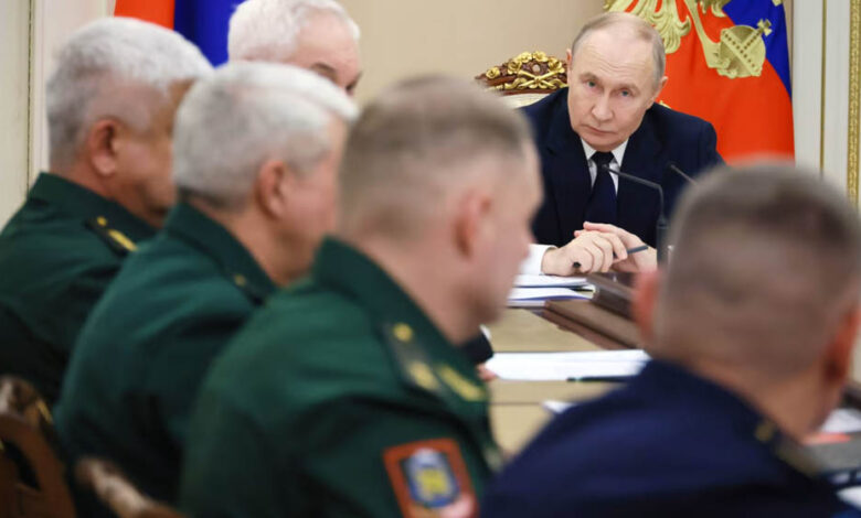 रूस-की-तेल-रिफायनरी-पर-यूक्रेन-का-हमला,-भीषण-आग-की-लपटें-उठीं,-पुतिन-की-कमजोर-नस-पर-ड्रोन-से-वार