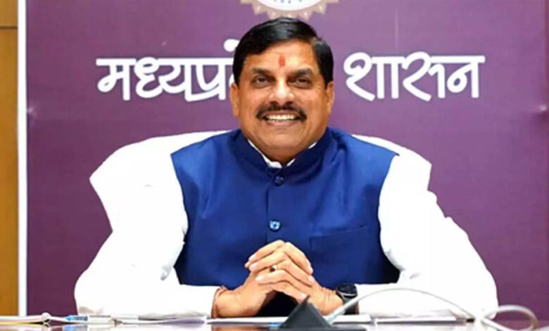 मध्य-प्रदेश-सरकार-सरकारी-नौकरियों-के-लिए-दो-बच्चों-की-शर्त-हटाने-की-ओर-बढ़ा-कदम,-राजस्थान-छत्तीसगढ़-की-राह-पर