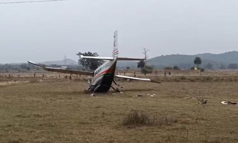 राउरकेला-में-इंडिया-वन-एयर-का-चार्टर्ड-प्लेन-क्रैश,-पायलट-को-आई-गंभीर-चोट