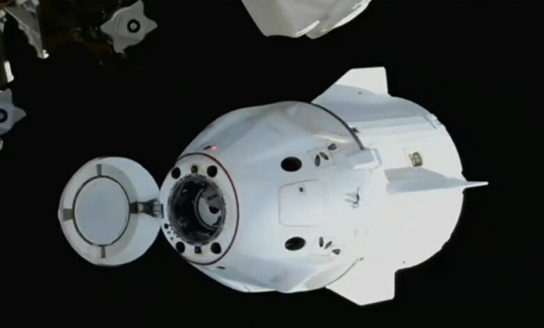 बीमार-एस्ट्रोनॉट-सहित-चार-अंतरिक्षयात्री-धरती-पर-लौटे,-ड्रैगन-कैप्सूल-ने-कैलिफोर्निया-में-लैंड-किया