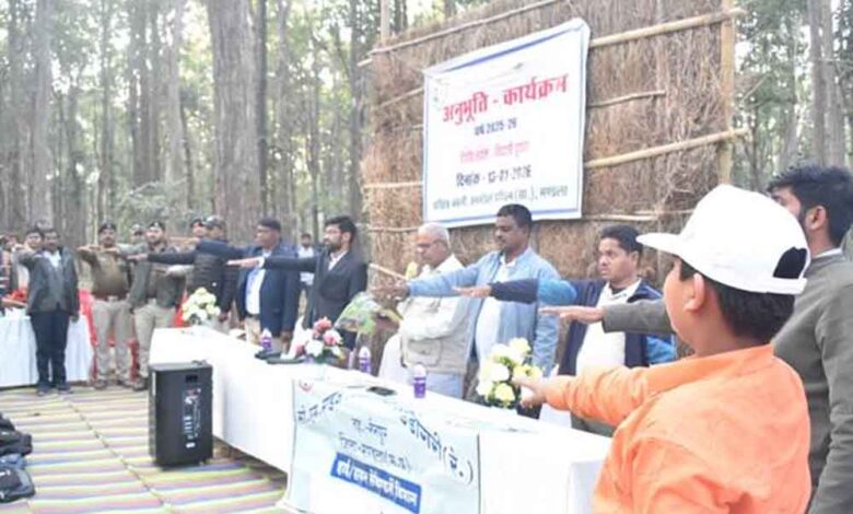 इको-पर्यटन-क्षेत्र-गिदली-घुघरा-में-अनुभूति-कार्यक्रम-में-विद्यार्थियों-ने-प्रकृति-से-सीखा-जीवन-का-पाठ