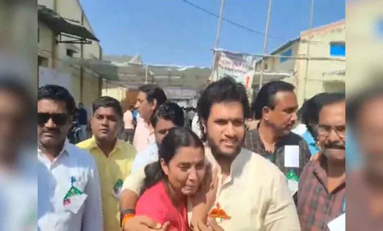 इंग्लैंड-के-युवा-स्पिनर-शोएब-बशीर-ने-डर्बीशायर-से-दो-साल-का-करार-किया