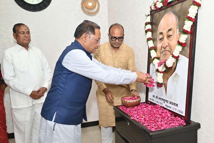 मुख्यमंत्री-विष्णु-देव-साय-ने-स्वर्गीय-श्याम-सुन्दर-अग्रवाल-को-दी-श्रद्धांजलि