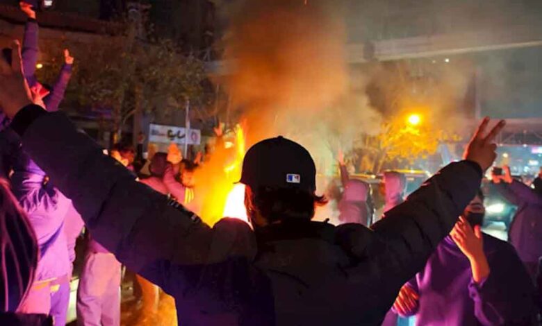 ईरान-सरकार-का-कड़ा-रुख:-प्रदर्शनकारियों-के-लिए-72-घंटे-का-अल्टीमेटम