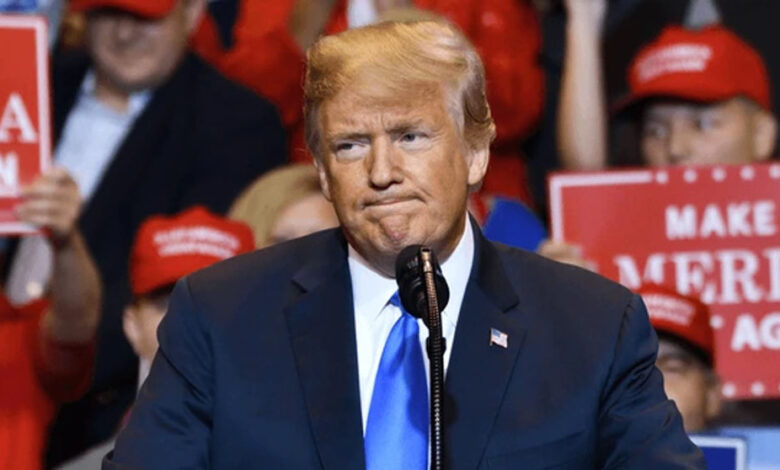 ट्रंप-का-दावोस-में-बम-बयान:-यूरोप-को-सुनाया,-ग्रीनलैंड-पर-नर्वस-हुए,-फिर-eu-ने-फोड़ा-बड़ा-बम!