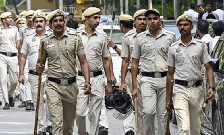 हाईकोर्ट-ने-नियुक्ति-पत्र-देने-पर-लगाई-रोक,-कांस्टेबल-भर्ती-में-चयनित-युवाओं-को-झटका