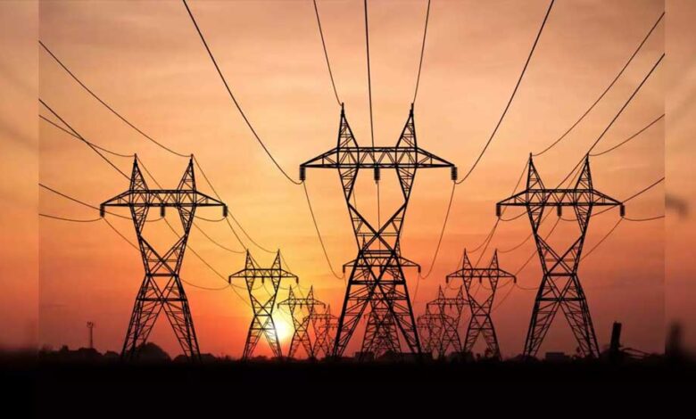 रबी-सीजन-में-निर्बाध-विद्युत-आपूर्ति-सुनिश्चित-करने-चार्ज-400-केवी-टावरों-में-की-गई-स्ट्रेंथनिंग