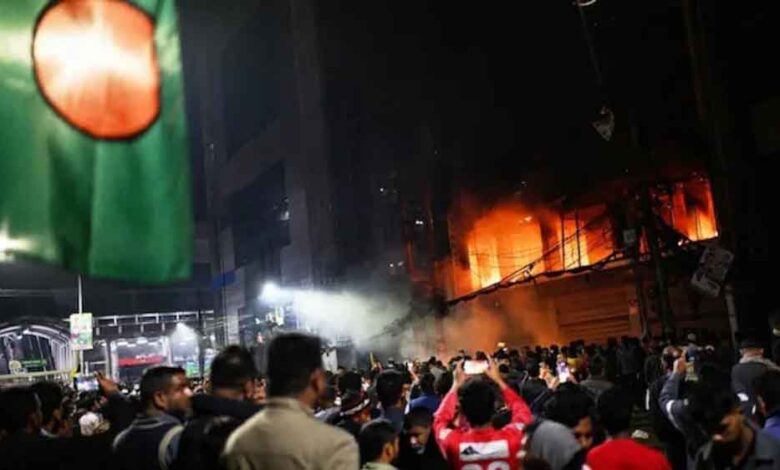 बांग्लादेश-में-मॉब-लिंचिंग-का-खौफनाक-दौर:-जनवरी-में-21-की-पीट-पीटकर-हत्या,-257-महिलाएं-बच्चे-भी-शिकार