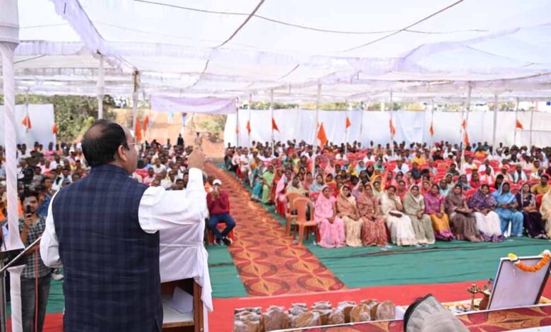 समाज-के-हर-व्यक्ति-के-सुख-दुख-में-हों-शामिल,-कोई-अकेला-महसूस-न-करें-:-अरुण-साव