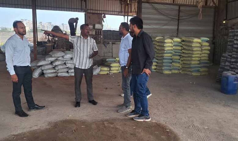 बकाया-संपत्ति-कर-पर-निगम-का-शिकंजा,-व्यावसायिक-परिसरों-में-तालाबंदी