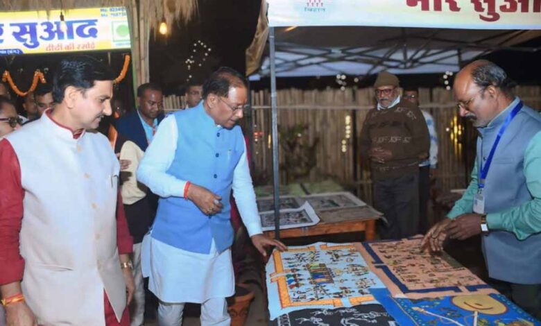 राज्यपाल-डेका-और-cm-साय-ने-काफिला-रोककर-देखी-nh-30-के-कार्य-की-प्रगति,-अधिकारियों-को-गुणवत्ता-पूर्ण-निर्माण-के-दिए-निर्देश