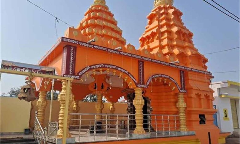 छत्तीसगढ़-में-अद्भुत-शिवलिंग-का-रहस्य:-साल-में-तीन-बार-बदलता-स्वरूप,-धरतीफोड़-महादेव-के-दर्शन-को-उमड़ी-श्रद्धालुओं-की-भीड़