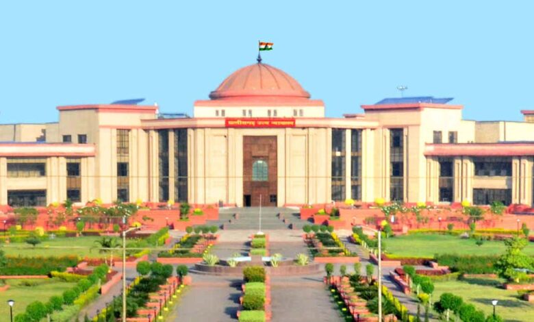 हाईकोर्ट-का-बड़ा-आदेश:-रिटायरमेंट-के-6-महीने-बाद-gpf-वसूली-अवैध,-रिटायर्ड-लेक्चरर-को-मिली-राहत