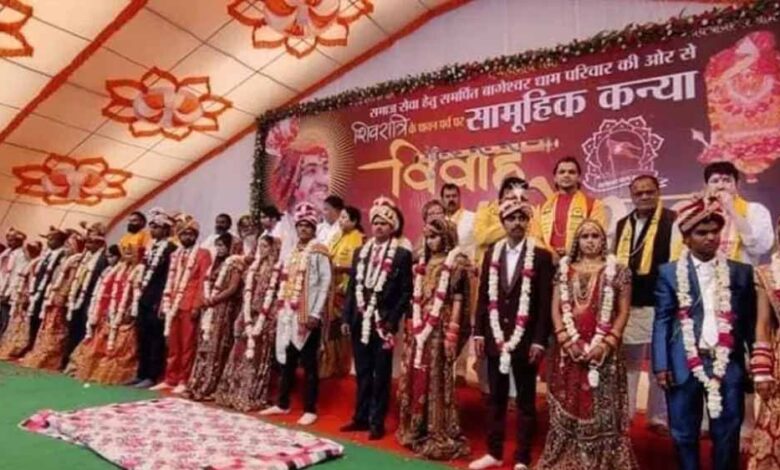 महाशिवरात्रि-पर-बागेश्वरधाम-में-भव्य-शादी-महोत्सव:-301-जोड़े,-12-लाख-श्रद्धालु-और-5-किमी-तिरंगा-लाइटिंग