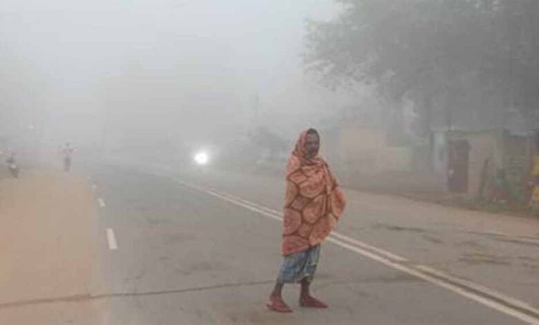 दिन-में-गर्मी-बढ़ने-से-छूटने-लगा-पसीना,-रायपुर-में-33-डिग्री-पहुंचा-तापमान